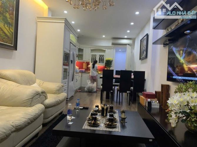 Bán nhà phố Trần Quang Diệu, phân lô, lô góc, vỉa hè, kinh doanh, 69m2, 33 tỷ - 2