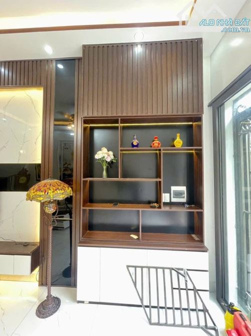 🏠SIÊU PHẨM TẠI NGUYỄN CỘNG HÒA - TRẦN NGUYÊN HÃN, 3 TẦNG, GiÁ 2,68 tỷ, 42m2 - 2