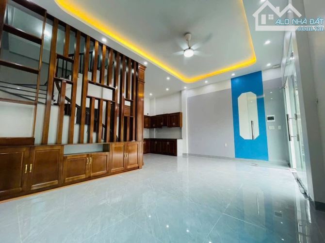 Bán ngôi nhà 3 tầng ô tô đỗ cửa khu lê cảnh tuân phường hải tân, tp hải dương - 2