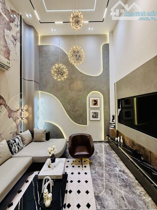 Bán nhà 5 tầng đẹp, 5 phòng, hẻm ô tô Phạm Văn Chiêu, gần chợ Thạch Đà, chỉ 8 tỷ nhỉnh - 2