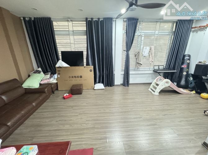 NHÀ ƯNG Ý, 5 TẦNG , CẠNH MI PEC , FULL NỘI THẤT, ĐƯỜNG Ô TÔ TRƯỚC NHÀ, MT:6,5M,  GIÁ 6,9 T - 2