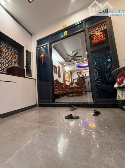 🏡 Chỉ 3tỷ 1xx bạn đã sở hữu cho mình cùng gia đình căn nhà 3 tầng tại Tự lập - Đặng Cương - 2