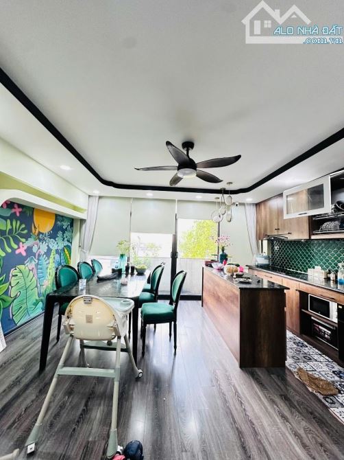 Mặt Phố! Hơn 14 Tỷ- Bán Nhà Mặt Phố Thanh Xuân, Ngã Tư Khuất Duy Tiến- 72x5- Vỉa Hè-KD