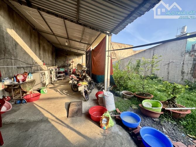 ĐẤT MTKD DƯƠNG CÔNG KHI-KDC HIỆN HỮU-KINH DOANH MỌI MẶT HÀNG-173.6M2 NGANG KHŨNG 9 - 2