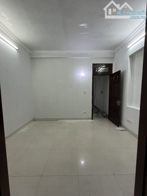 Cho thuê nhà riêng Nguyễn Hữu Thọ- Linh Đàm, 50 m2 x 4.5 tầng, thuận tiện làm văn phòng - 2