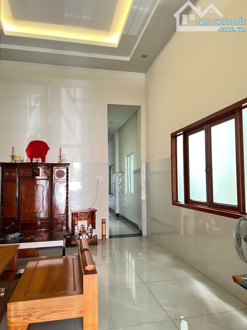 Cần bán gấp nhà cấp 4,mới đẹp,3 phòng ngủ,khu phố 2,trảng dài,diện tích 150m2,giá bán 4,15 - 2