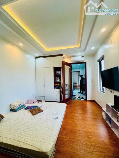 CẦN BÁN NHANH NHÀ ĐẸP LÔ GÓC NGÕ OTO TRÁNH 6T THANG MÁY KD FULL NT 48/60M6T CHỈ 18 TỶ (CTL - 2