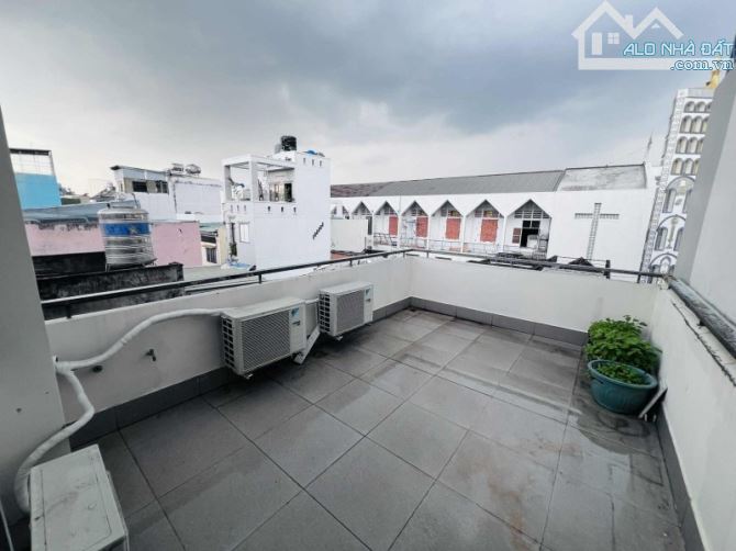 LÊ ĐẠI HÀNH QUẬN 11, HẺM 6M Ô TÔ VÀO NHÀ 83M2 4 TẦNG, HIẾM NHÀ BÁN - 2