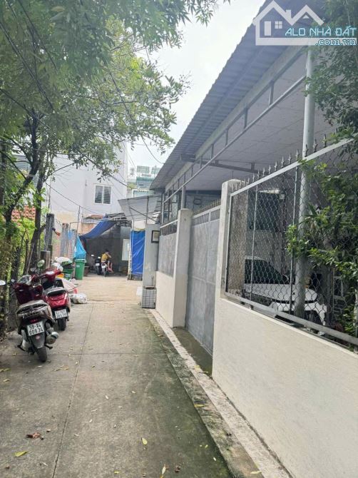 BAO ĐẦU TƯ, dãy nhà trọ Q2, 7x25, Nguyễn Thị Định, HXT, 10.xx tỷ - 2
