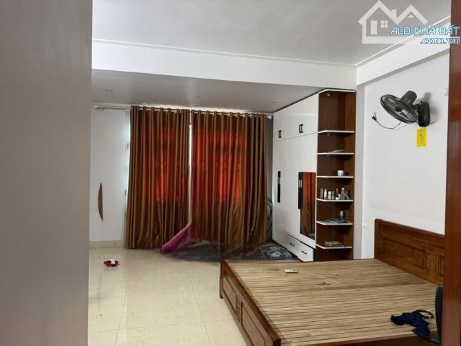 Nhà đẹp 4 tầng ở ngay, ngõ thông ô tô Đại Đồng, Đại Mạch. Hơn 6 tỷ - 2