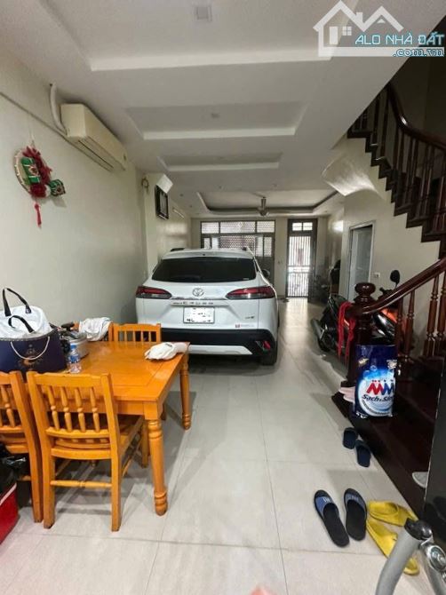 Bán gấp! Hoàng Công, Mậu Lương DT 60m2, 5 tầng, Mt 5m, ô tô tránh, vỉa hè, KD, nhỉnh 14 tỷ - 2