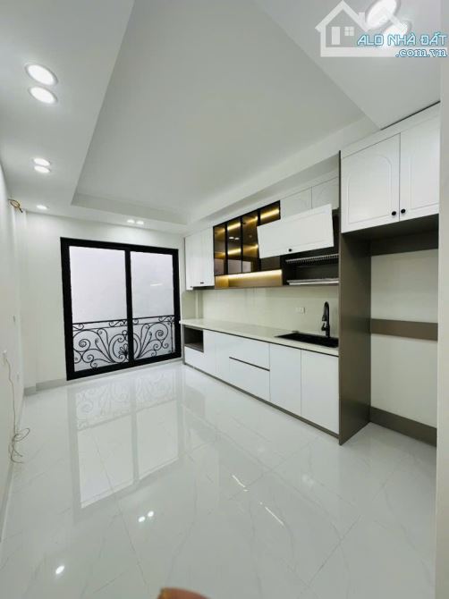 BÁN NHÀ PHỐ MINH KHAI, KIM NGƯU - 36m2 x 6 TẦNG THANG MÁY, ĐẦY ĐỦ NỘI THẤT - 2