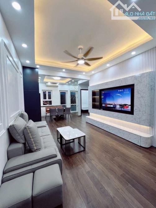 Bán chung cư Constrexim số 8 Nguyễn Trãi, Thanh Xuân, full đồ, 89m, 3pn, 5.95tỷ - 2