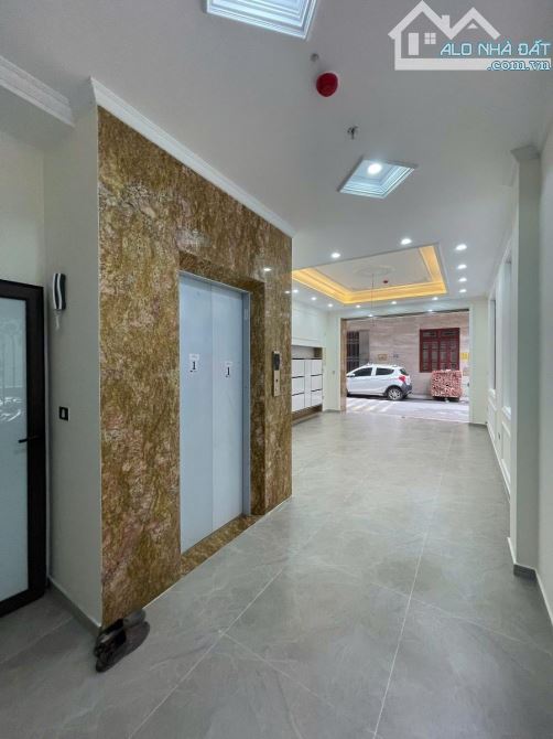Ngụy Như Kom Tum, lô góc ô tô vào nhà, cách phố 30m, 60m2, MT 5m, 6 tầng thang máy 20 tỷ - 2