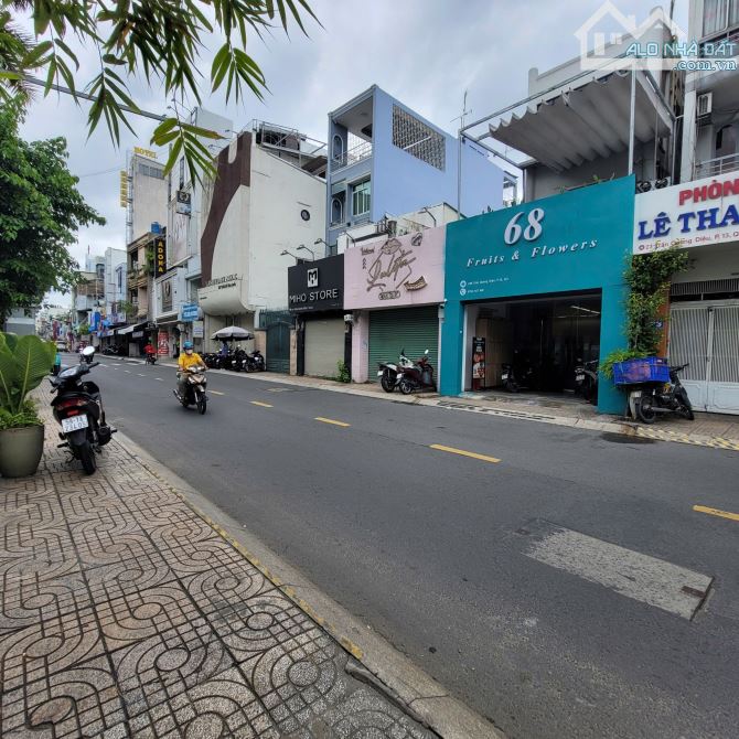 Khuôn Lớn 11x20m Nở Hậu KV 180m² 3 Tầng - MT 23-25 TRẦN QUANG DIỆU Ngay Ngã 4 LÊ VĂN SỸ - 2