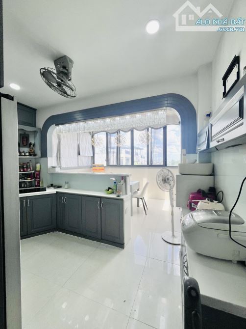 Bán Nhà Thạnh Lộc Q12 - 60M2 ( 4 x 15m ) - 5Tầng - Hẻm HXH 8m  -  Chỉ 5,5Tỷ. - 2