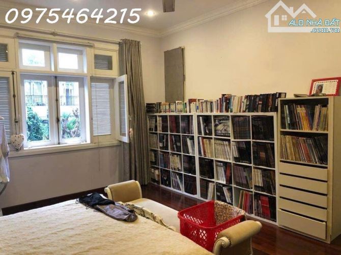 Bán villa góc 2 mặt tiền đường 61 – Thảo Điền, TP. Thủ Đức – 360m² – thu nhập - 2