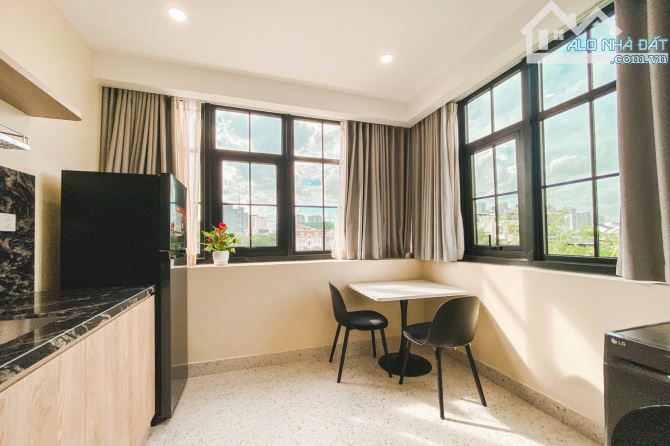 Bán nhà Mặt tiền Bùi Tá Hán -Tp.Thủ Đức -dt :8x20m -Nhà 5 tầng - hđt :90tr/th - Giá 38 tỷ - 2