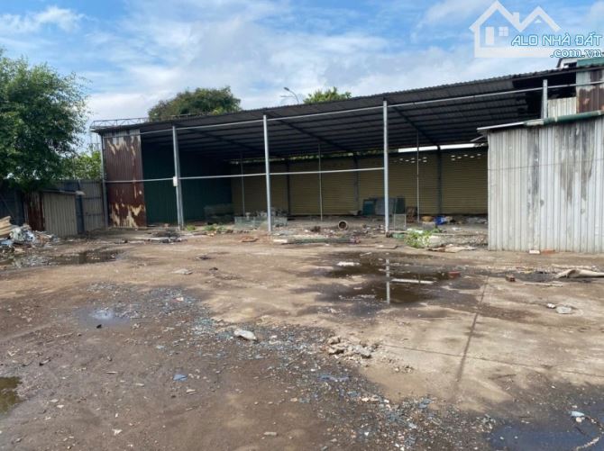Bán đất lớn 2.200m2 có sẵn Bãi xe - KDC Hồ Học Lãm P.16 Q.8 - Giá tốt bán nhanh - 2