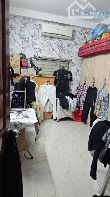 🔥 Bán nhà.Cách Hẻm Xe Tải 2 Căn – Nhà 4 Tầng – Trung Tâm Quận 10.Giá tốt khu vực - 1