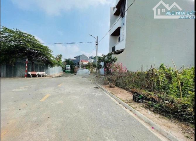 7.1 tỷ/69 M2/4.5 M tiền/ Đổng Xuyên/ Đặng Xá / Vỉa Hè Ô tô chán - 2
