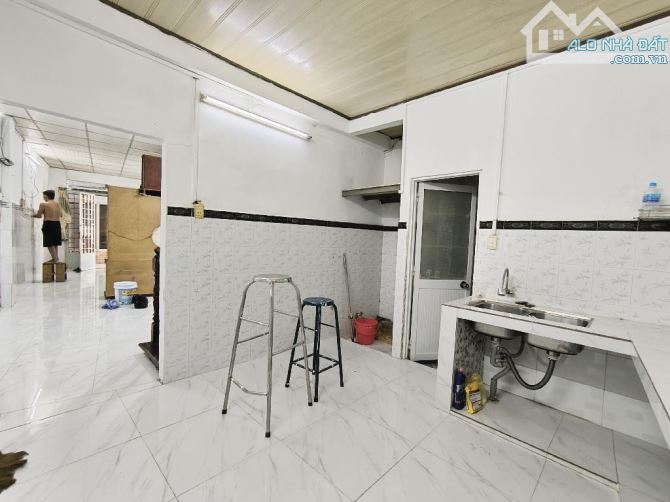 Kế Hẻm Xe Hơi | Lê Văn Duyệt, P3, BT | 2 Tầng 50m2 Nở Hậu | Dân Trí Cao Tầng ~ 4 tỷ hơn - 2
