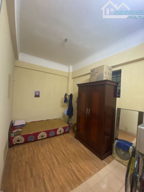CHUNG CƯ ĐỒNG TẦU, 54M2, 2 NGỦ, GIÁ RẺ, GẦN QUẬN UỶ, TIỆN ÍCH ĐẦY ĐỦ, SĐCC - 2