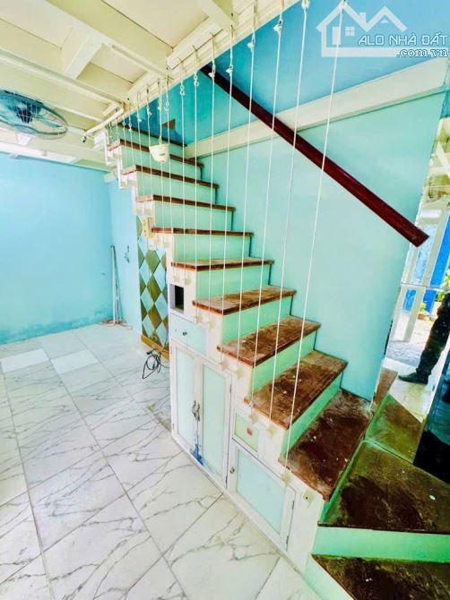 ❌HIẾM- PHÚ NHUẬN- 20M2- 2 TẦNG 2 PHÒNG NGỦ- 3 MẶT HẺM - CHỈ NHỈNH 2 TỶ - 3