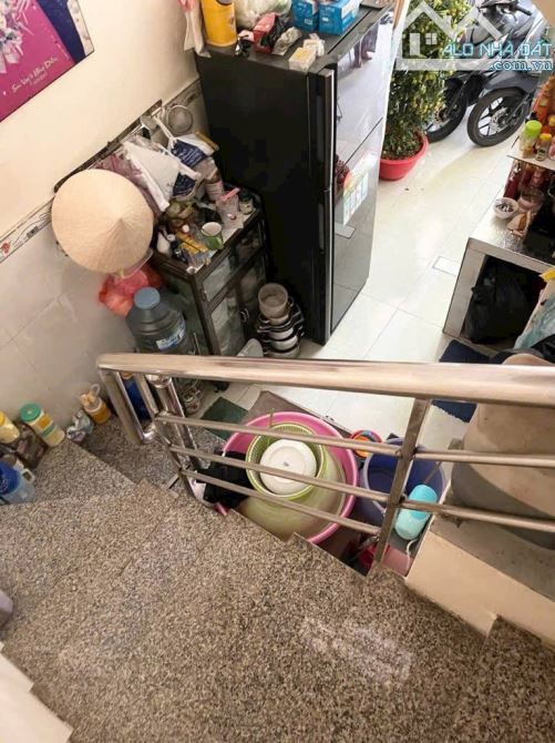 3 TẦNG - HẺM XE HƠI - NGUYỄN SƠN TÂN PHÚ - SỔ HỒNG RIÊNG - DTSD 60M2- NHỈNH 2 TỶ - 3