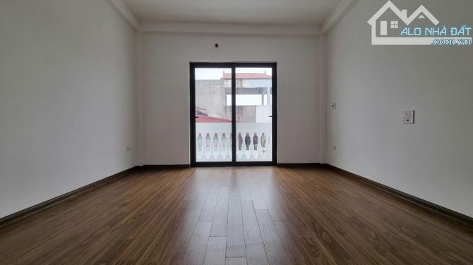 Bán Nhà Phố Xuân La Dt 35m2 Mt 4 mét 5 tầng mới koong 7.75 tỷ, BA BƯỚC HỒ TÂY CỰC ĐẸP - 3