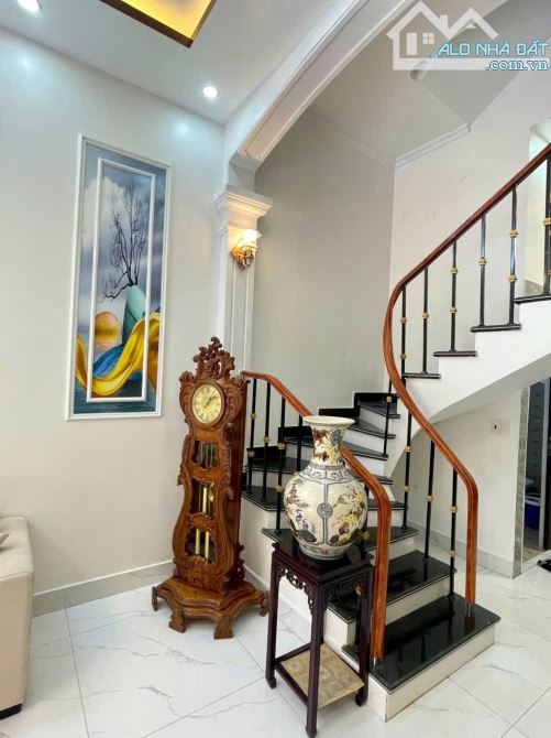 🏠SIÊU PHẨM TẠI NGUYỄN CỘNG HÒA - TRẦN NGUYÊN HÃN, 3 TẦNG, GiÁ 2,68 tỷ, 42m2 - 3