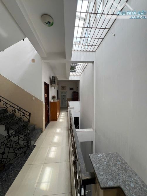 Nhà măt tiền Nguyễn Phúc Chu p15 tân bình 5 tầng ngang 6,1 x20 - 3