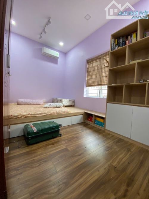 Nhà bán: đường Gò Dầu. Q Tân Phú. DTSD 44m2. 4 tầng. Giá 7,1 tỷ - 3