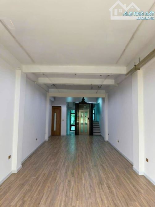 NHÀ ĐẸP MINH KHAI, TỪ LIÊM - NHÀ DÂN 6 TẦNG THANG MÁY - GARA Ô TÔ, 38M2, HƠN 7 TỶ - 3