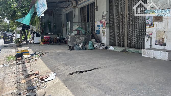 bán gấp nhà mặt tiền chợ 1A vào đường 1C gần đường võ văn vân ấp 7 vĩnh lộc B - 3