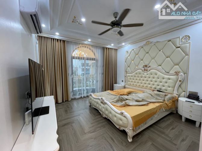 Mặt Phố Ngô Gia Tự 95m2 7T Xây Mới, Kinh Doanh Dòng Tiền, Vỉa Hè Rộng - 29.x Tỷ - 3