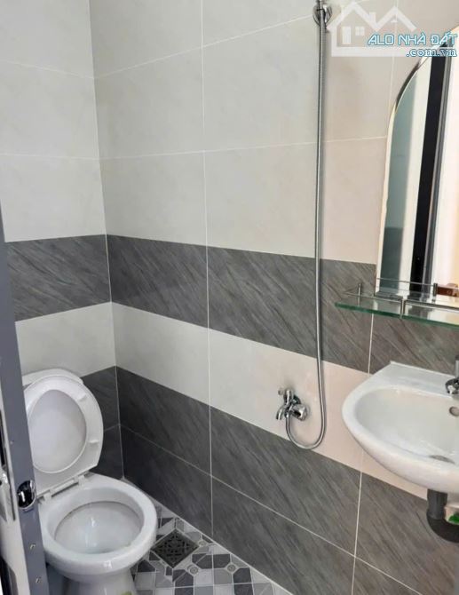BÁN NHÀ 3 LẦU MỚI – HẺM 4M PHÚ THỌ HÒA – DT 4x10M 3PN 4WC GIÁ 5.2 TỶ - 3