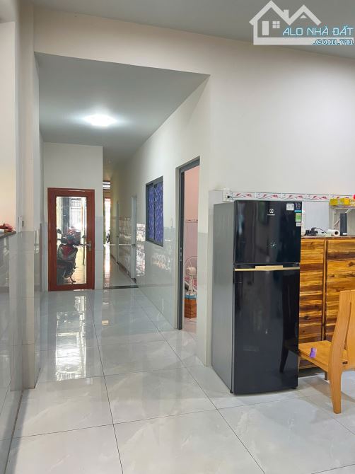 Cần bán gấp nhà cấp 4,mới đẹp,3 phòng ngủ,khu phố 2,trảng dài,diện tích 150m2,giá bán 4,15 - 3