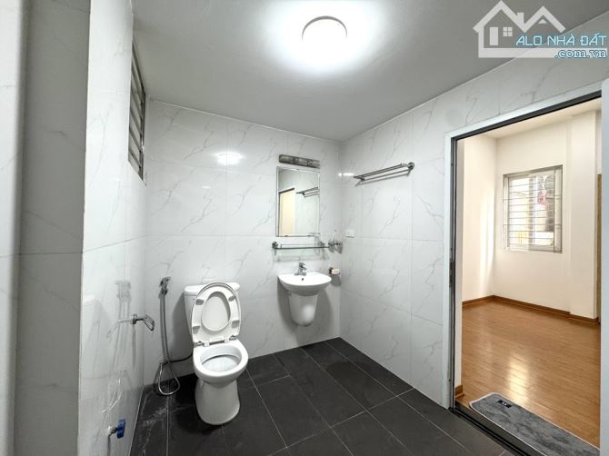 💥Cát Linh, Dân Xây, 30m Ra Mặt Phố, Gần Ga Tàu Điện Cát Linh, DT 32/40T2, 4 Tầng - 3