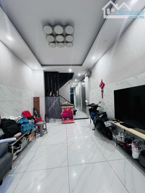 LÊ ĐẠI HÀNH QUẬN 11, HẺM 6M Ô TÔ VÀO NHÀ 83M2 4 TẦNG, HIẾM NHÀ BÁN - 3