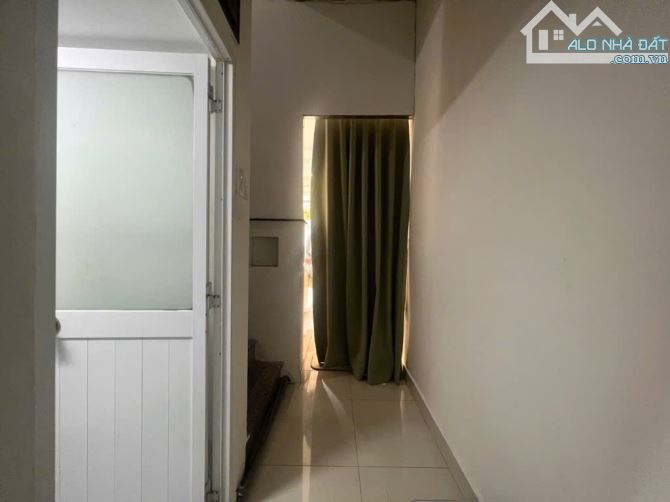 Nhà 3T Liền Kề Q1 - HXH 8m Đinh Tiên Hoàng - 56m2(4x14) - 3