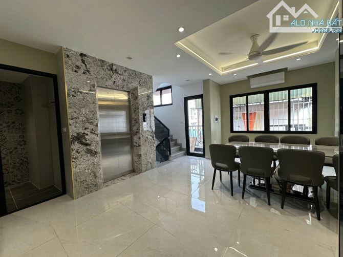 Hiếm! Nhà cực đẹp 40m2x6T thang máy. Full nội thất, 2 mặt thoáng, cách phố 15m phố Xã Đàn. - 3
