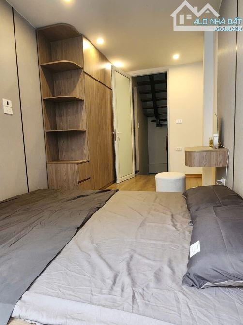 BÁN NHÀ TRƯƠNG ĐỊNH HAI BÀ TRƯNG - 26M 5T MT 9.5M - LÔ GÓC 2 MẶT TIỀN SỔ ĐỎ RIÊNG NỞ HẬU - 3