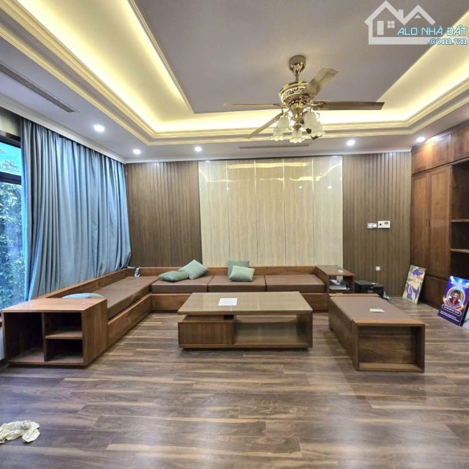 BÁN NHÀ PHÂN LÔ HOÀNG QUỐC VIỆT- Ô TÔ TRÁNH,GẦN PHỐ- 65M2, 5 TẦNG_ GIÁ 20.9 TỶ - 3