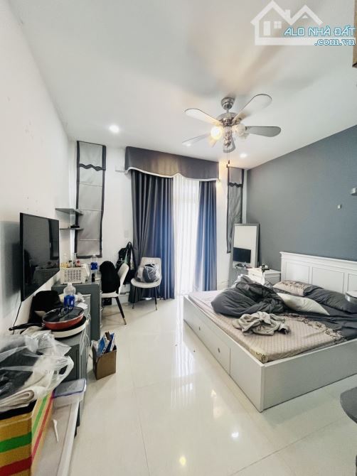 Bán Nhà Thạnh Lộc Q12 - 60M2 ( 4 x 15m ) - 5Tầng - Hẻm HXH 8m  -  Chỉ 5,5Tỷ. - 3