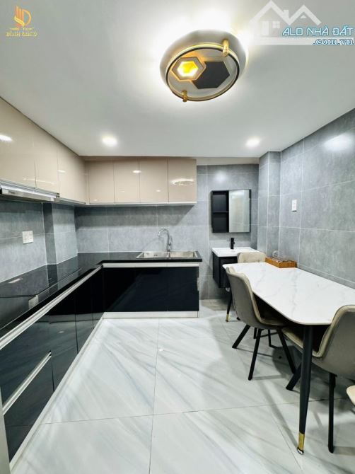 Nhà đẹp 5 tầng, 46m2 hxh Bùi Quang Là, f12 Gò Vấp, 5,48 tỷ còn bớt - 3