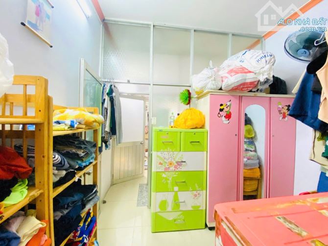 Bán nhà gần emart Phan Huy Ích nở hậu 3,2m, sổ riêng, hơn 3 tỷ - 3