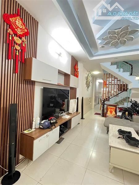 Nhà 3 tầng Tân Quy Q7 – Vị trí đẹp, dân trí cao – Giá cực tốt - 3