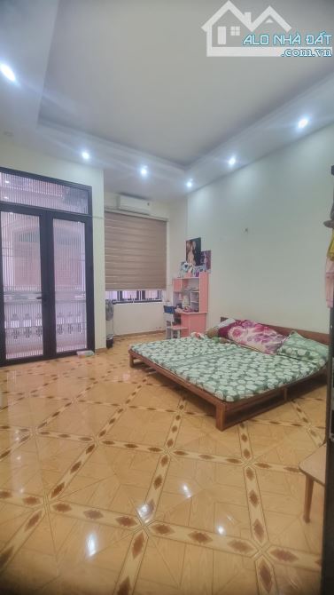 Bán nhà dân xây Khương Đình, Kim Giang Thanh Xuân, sổ 55m xây 4 tầng 6 ngủ, Giá nhỉnh 8 tỷ - 3