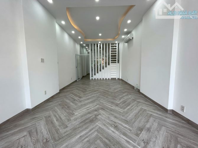 bán nhà phố gần biển gần chợ đêm 52m2 ngang 4 mặt tiền Nguyễn Thị Minh Khai - 3
